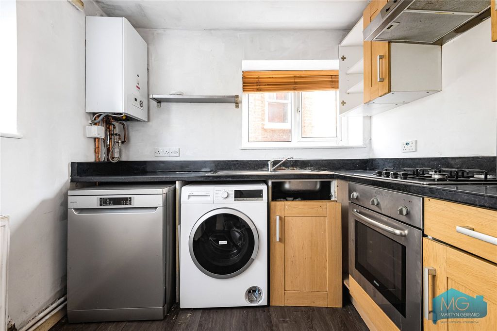 Property photo 3 of 8 Picture No. 39