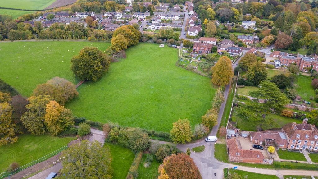 Property photo 3 of 4 Photo 4