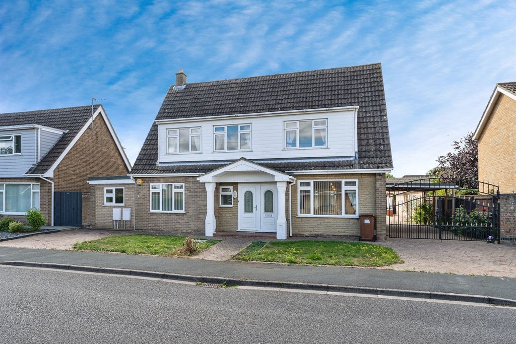 Property photo 1 of 23