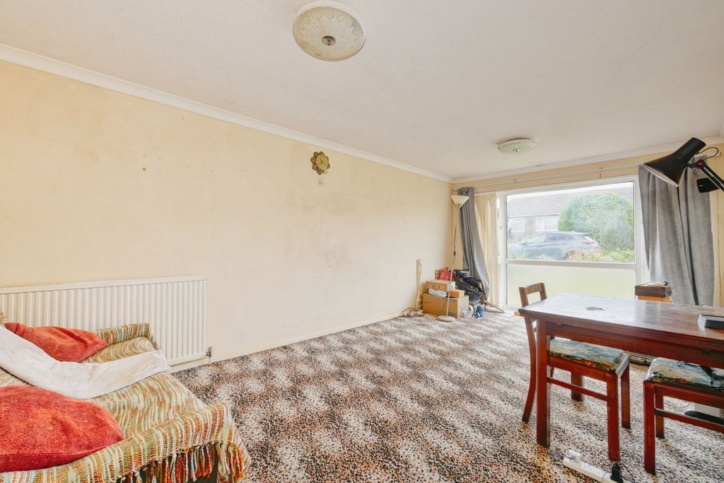 Property photo 3 of 13