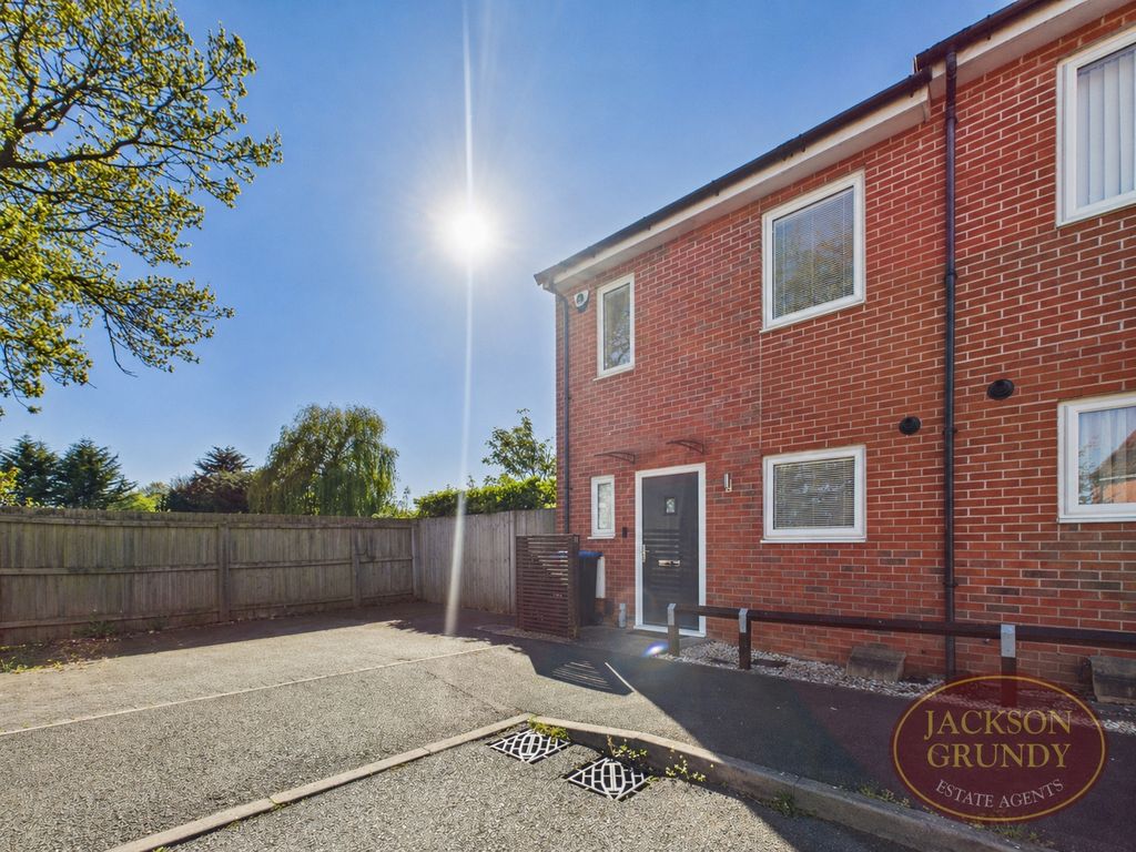 Property photo 1 of 15 Photo 18