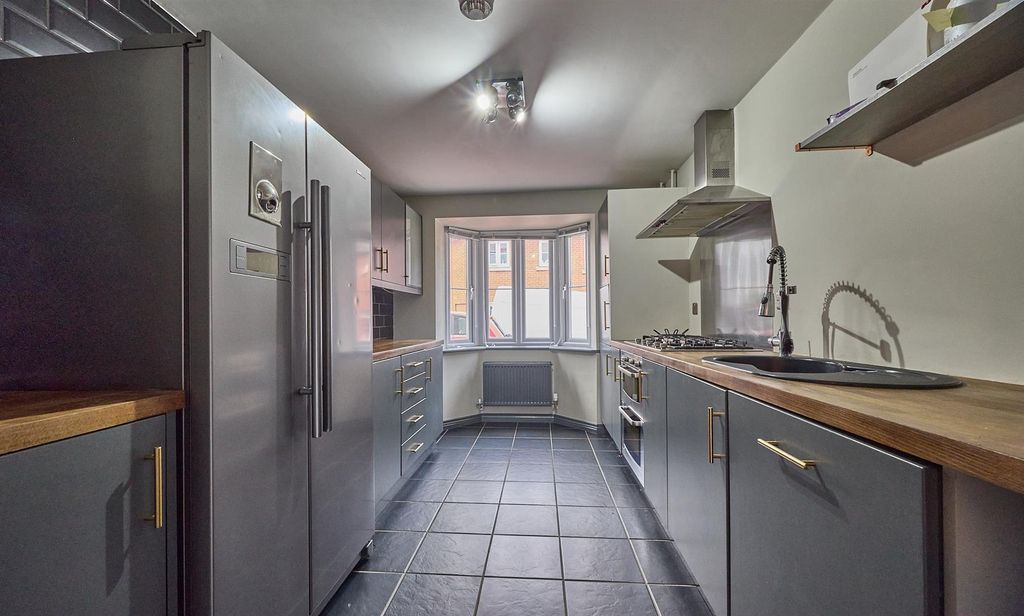 Property photo 2 of 13 Kitchen Area To Front