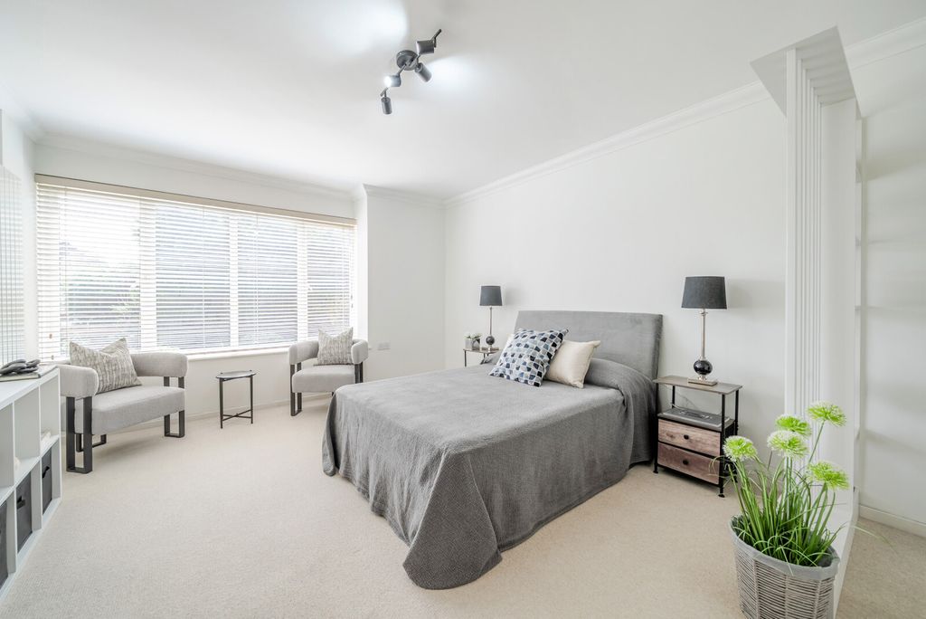 Property photo 1 of 20 1495839-18-6A5A1E...