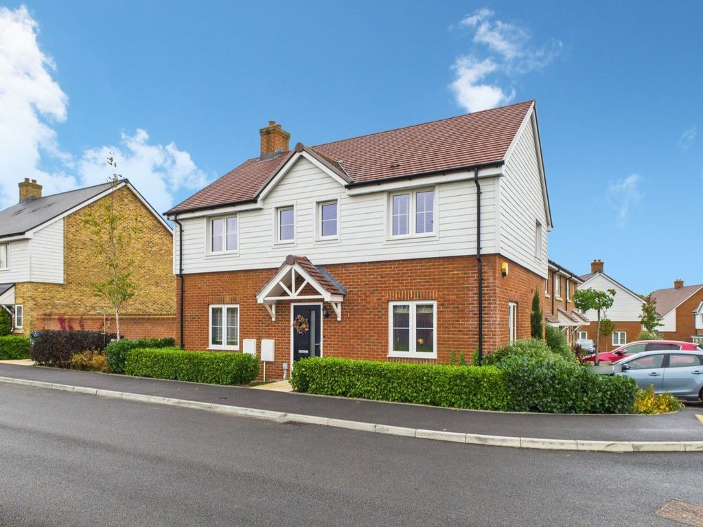 Property photo 1 of 21