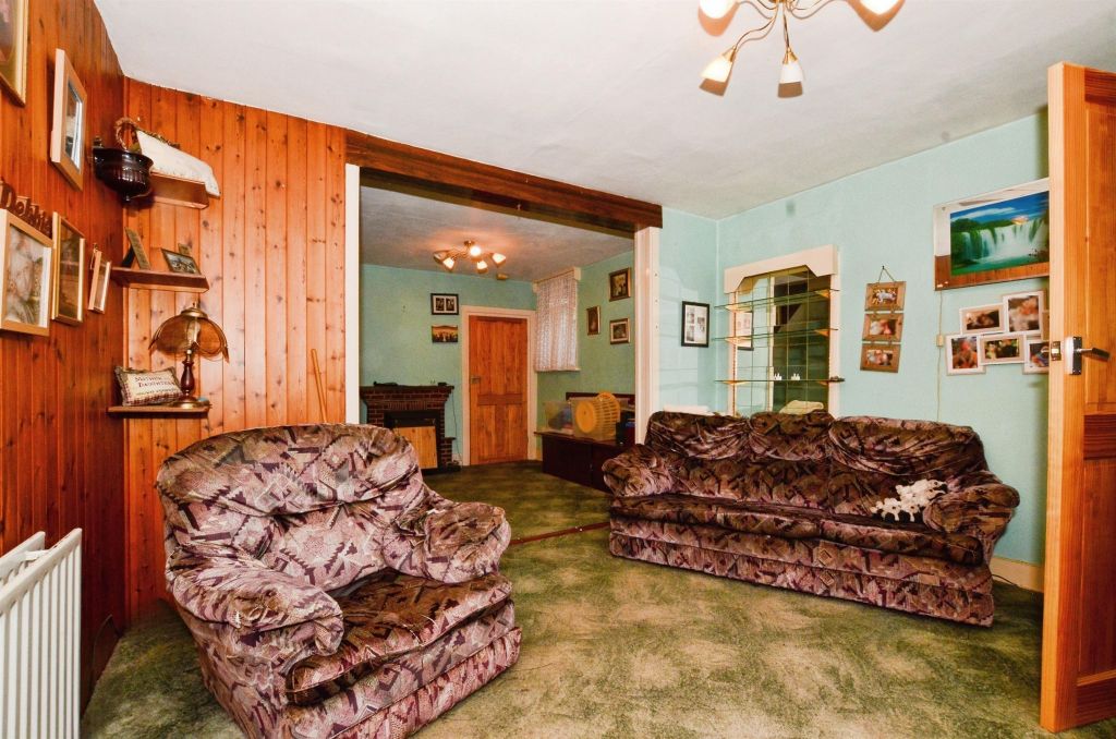 Property photo 3 of 15