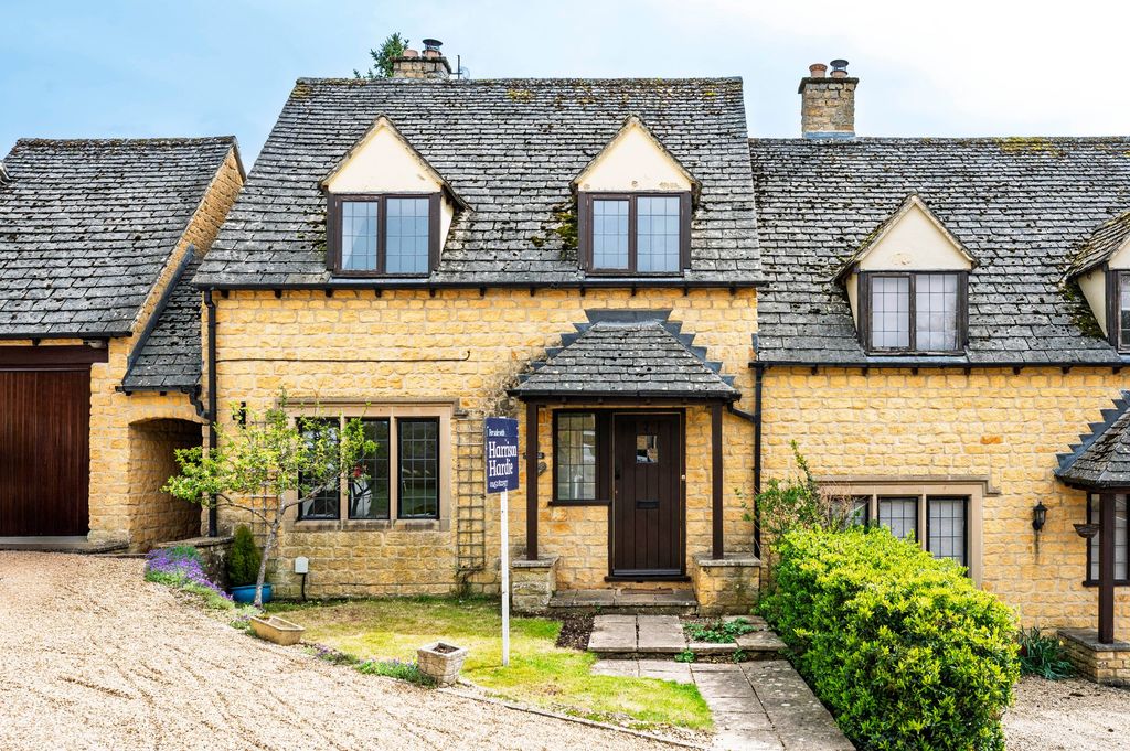 Property photo 1 of 16 Front