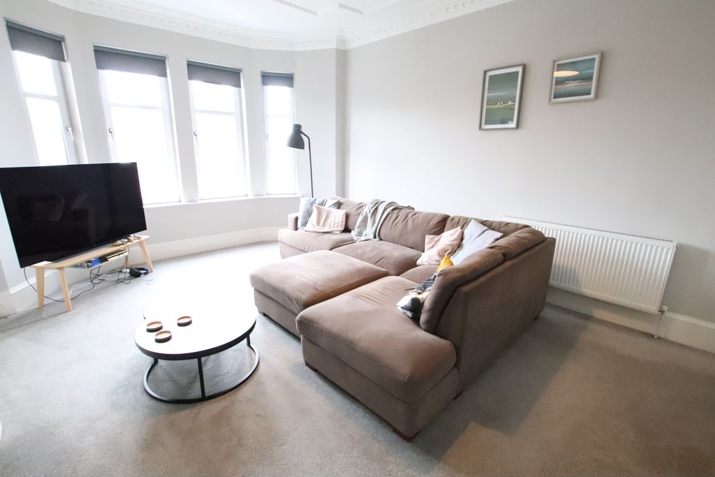 Property photo 2 of 7 Lounge