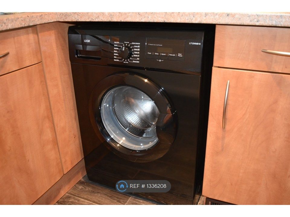 Property photo 3 of 28 New Washing Machine