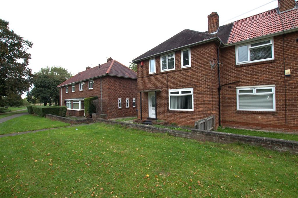 Property photo 1 of 10 External .Jpg