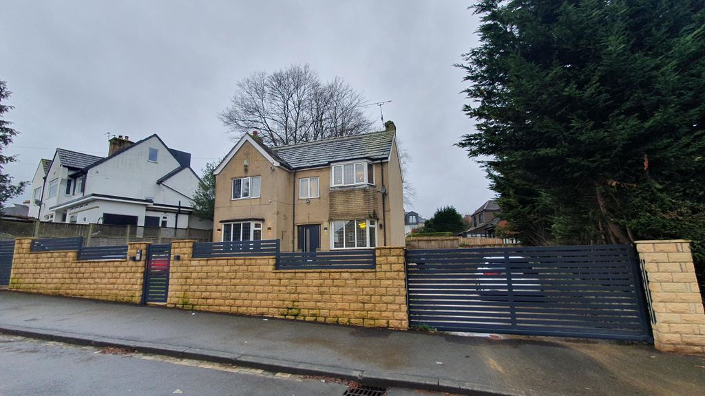 Property photo 1 of 26