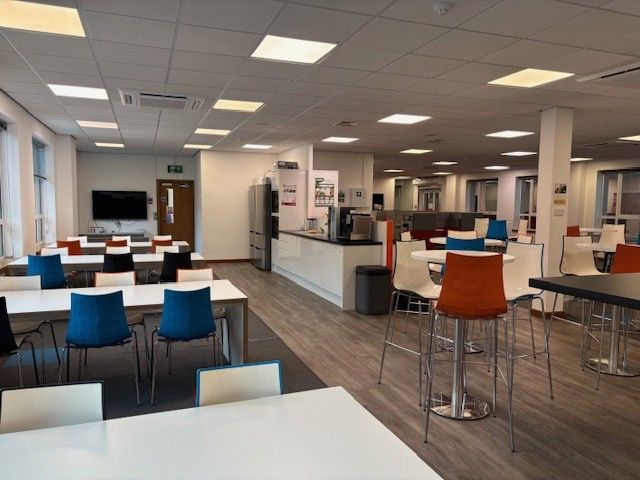 Property photo 2 of 11 Photo 1