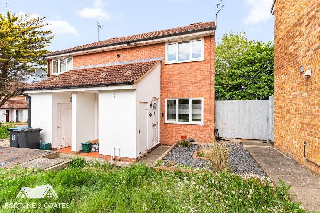 Property photo 1 of 11 Markwellwood_16.Jpg