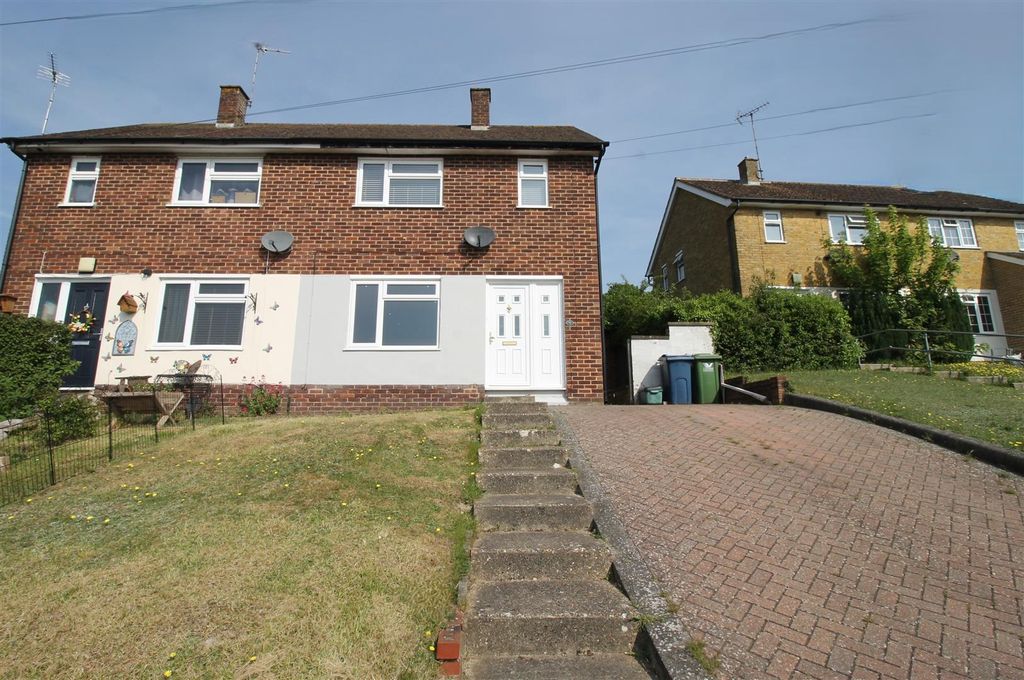 Property photo 1 of 7 Front.Jpg