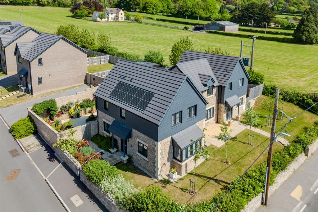 Property photo 1 of 24