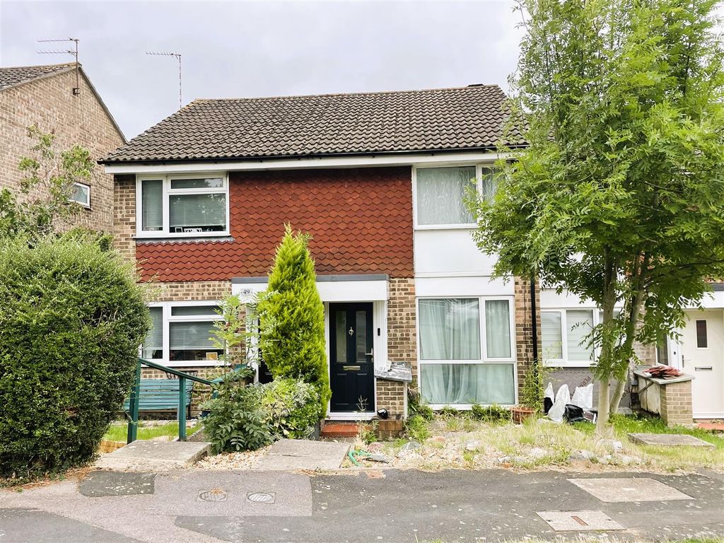 Property photo 1 of 10 51 Crusader Road Front.Jpeg