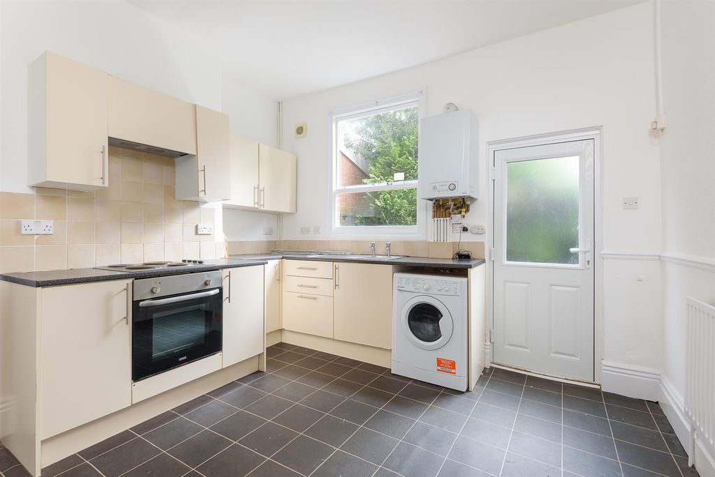 Property photo 2 of 12 Untitled (2 Of 12).Jpg