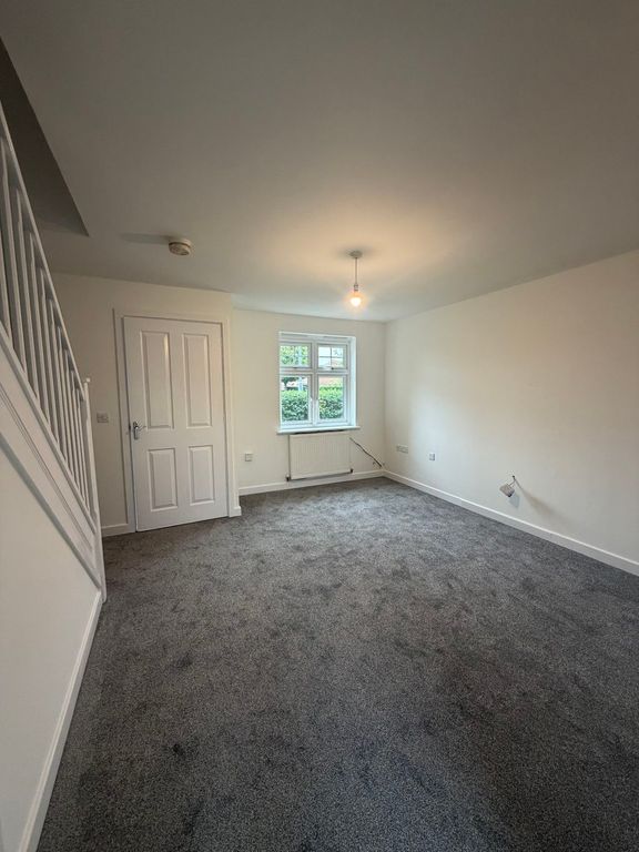 Property photo 3 of 13 Photo 3