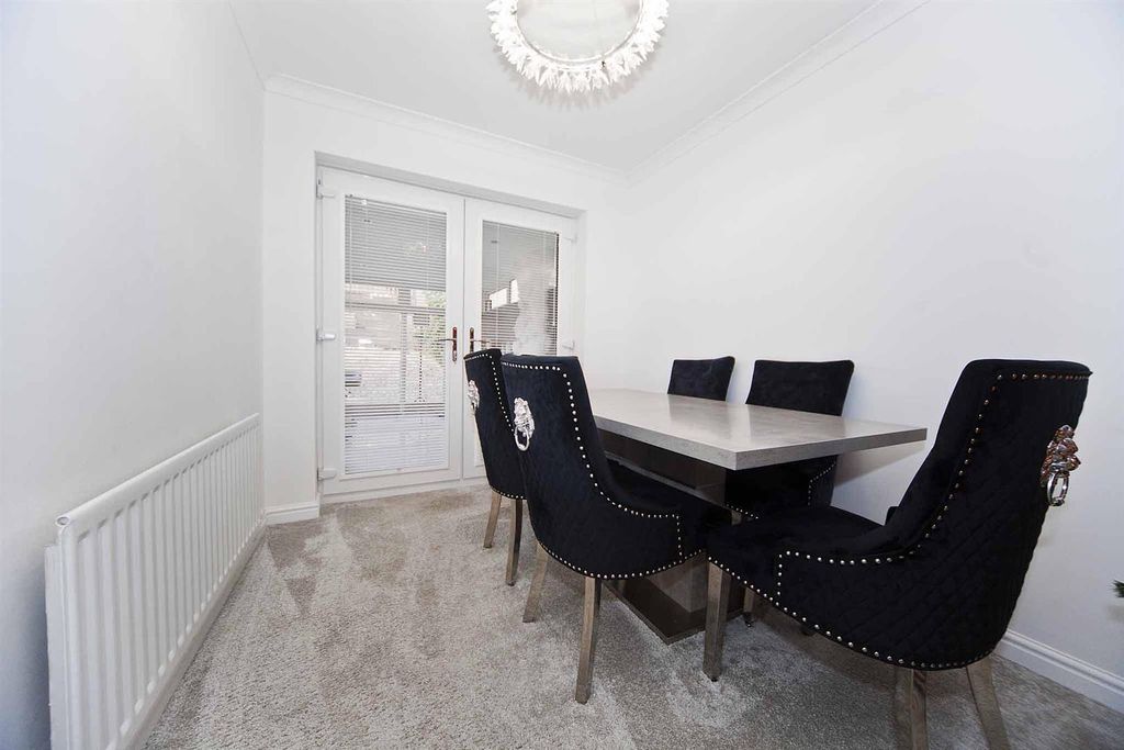 Property photo 3 of 29