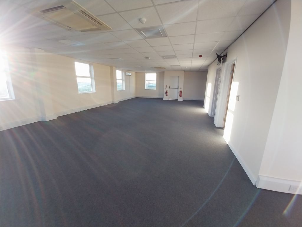 Property photo 2 of 7 Photo 2