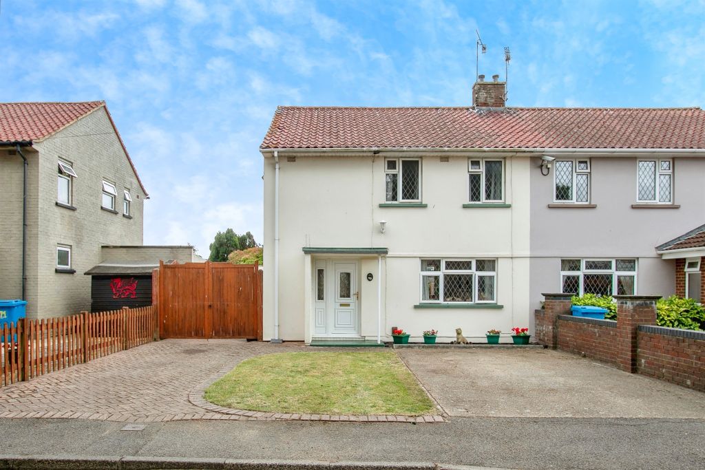 Property photo 1 of 17