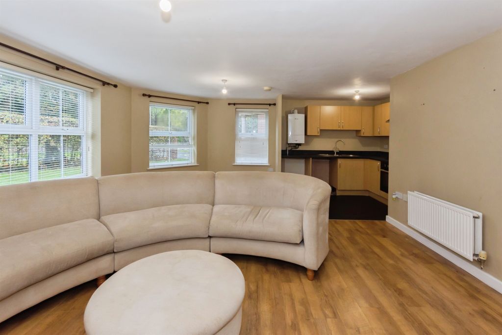 Property photo 2 of 17