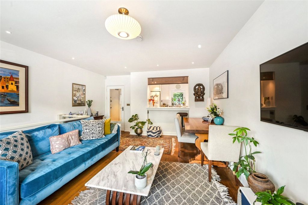 Property photo 3 of 11 Reception Room