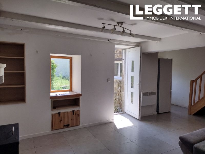 Property photo 3 of 10