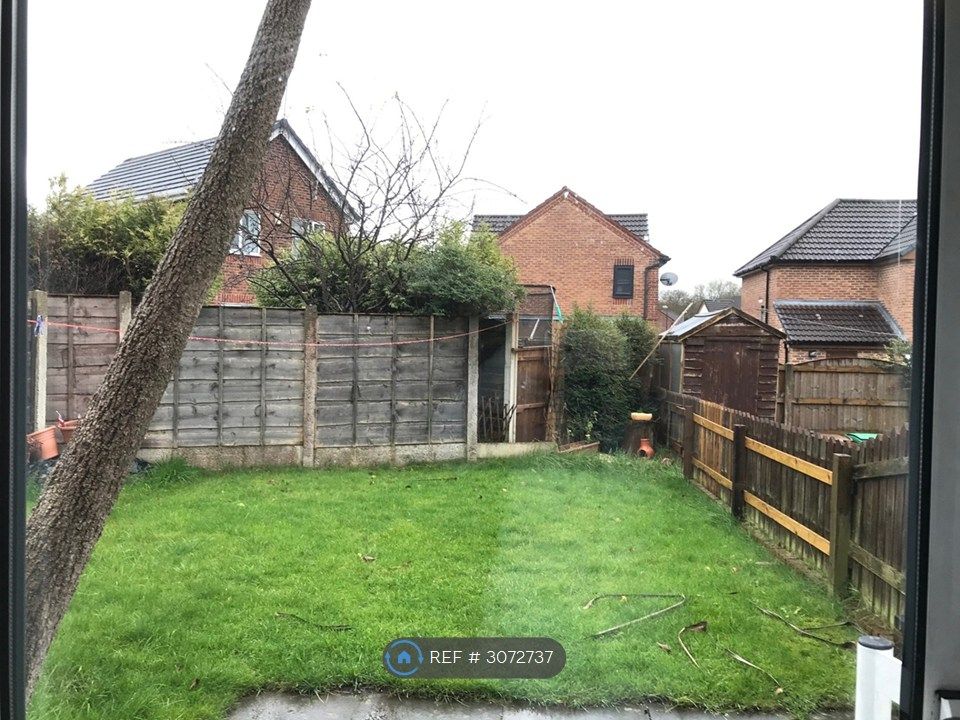 Property photo 2 of 11