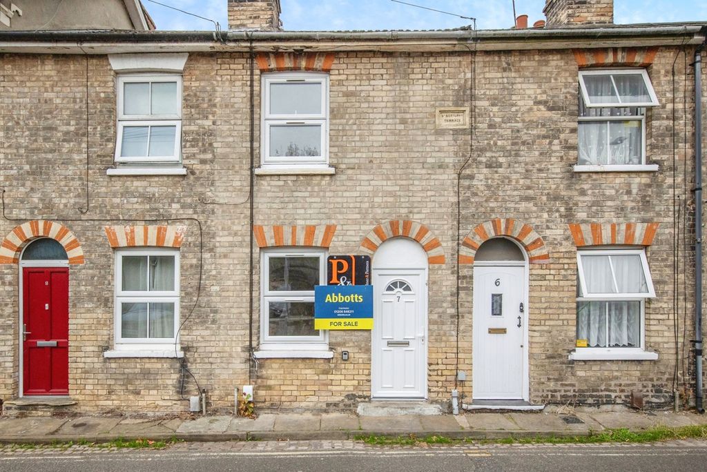 Property photo 1 of 10 Photo