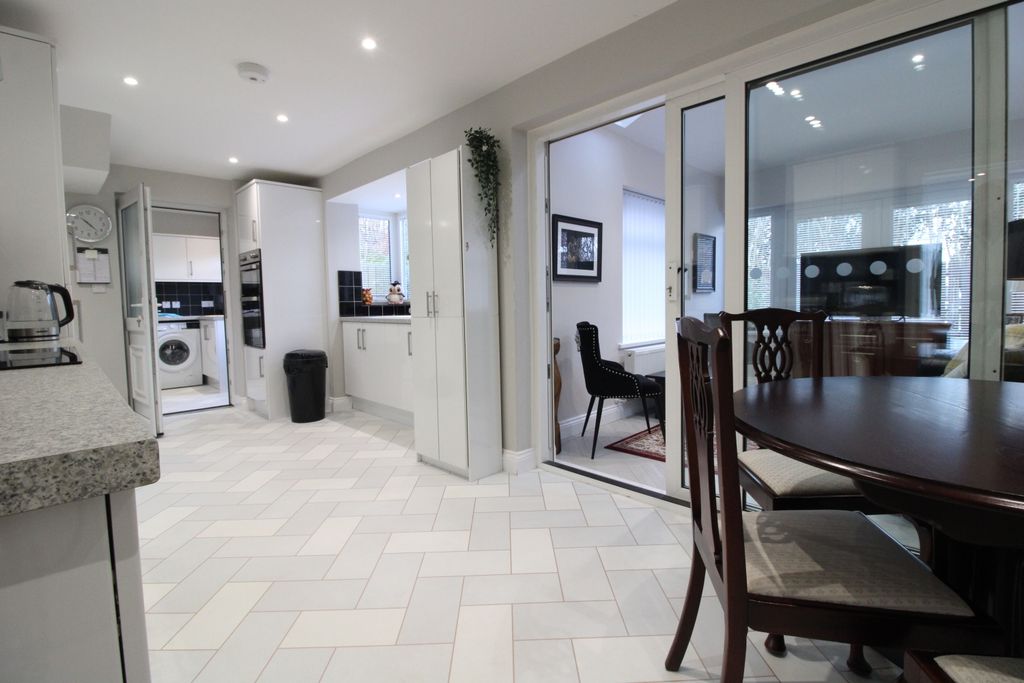 Property photo 3 of 16 C.Ki