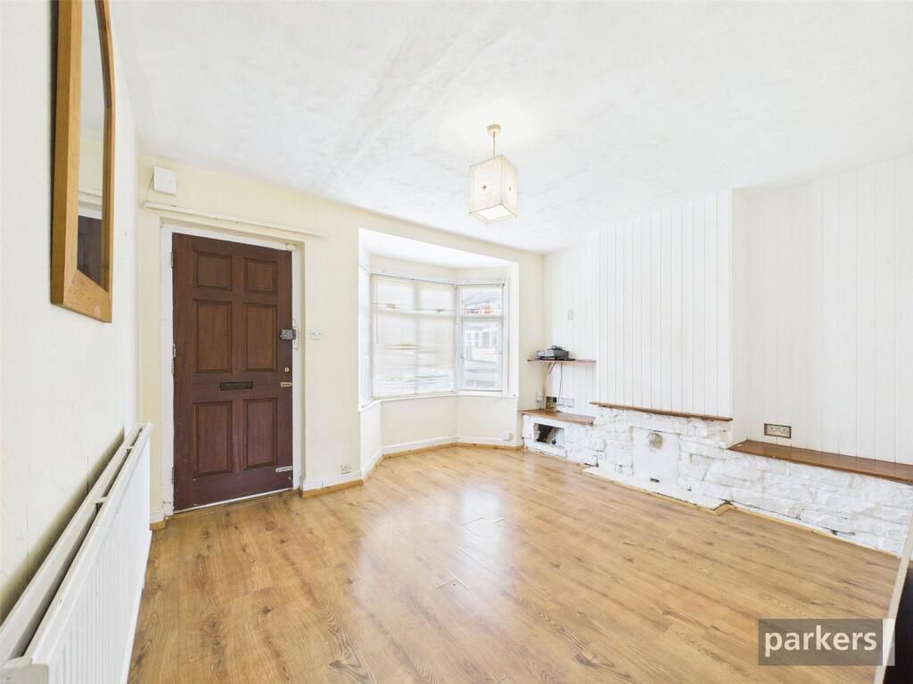 Property photo 3 of 14