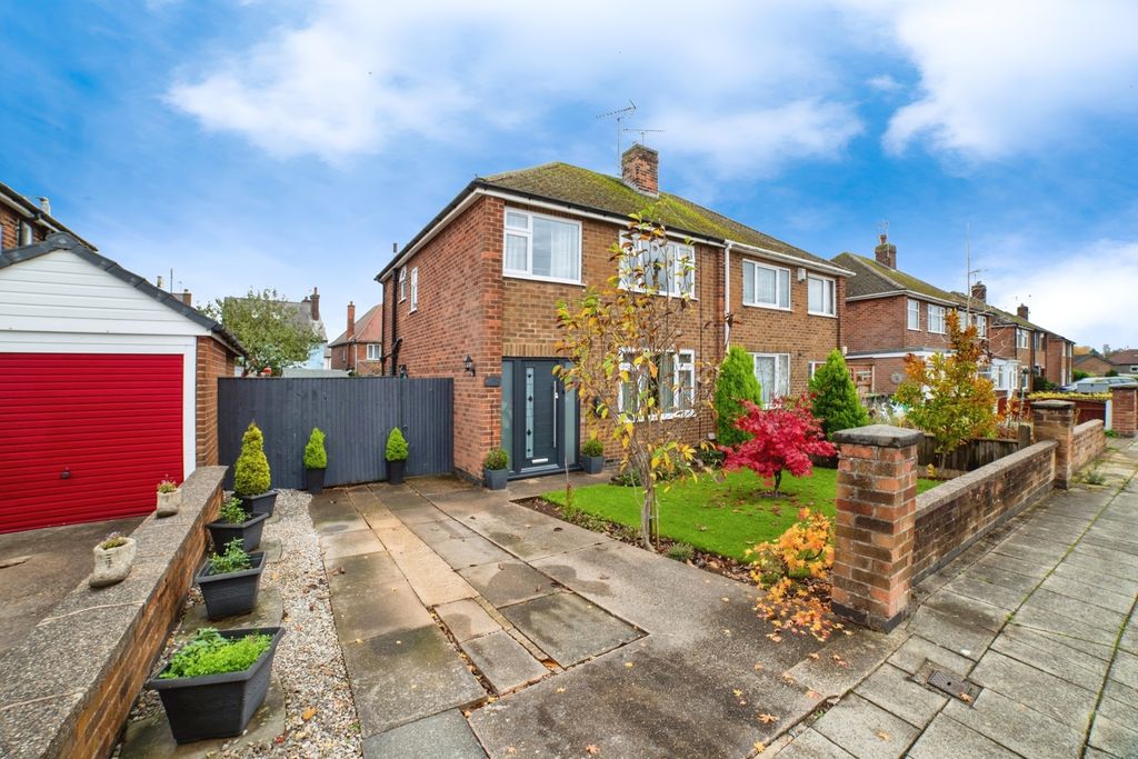 Property photo 1 of 17 Photo