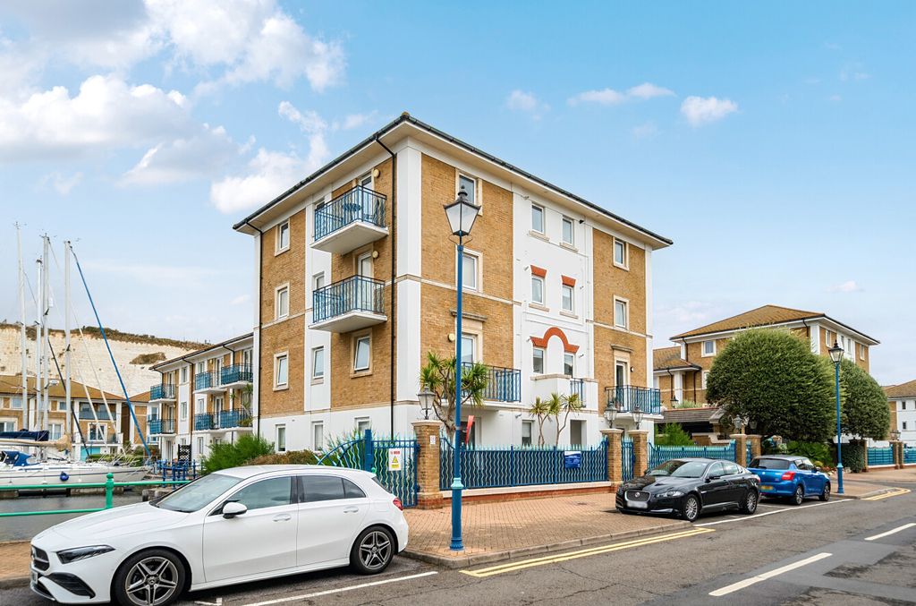 Property photo 1 of 19 1514549-2-1A06150...
