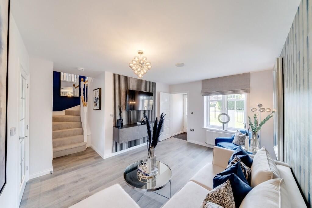 Property photo 3 of 16 Lounge 3.Jpeg