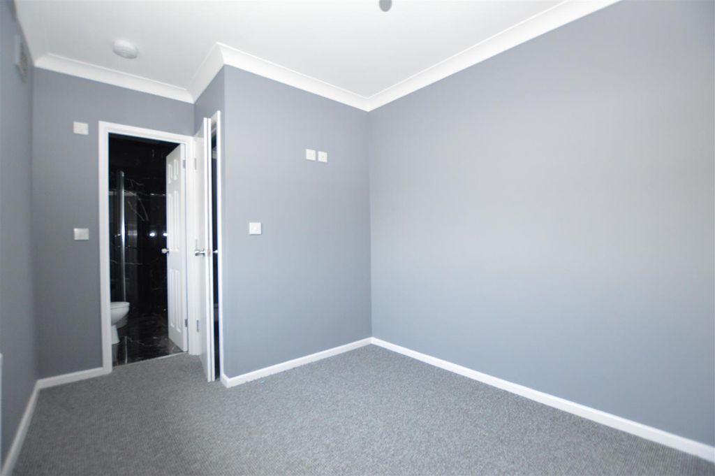 Property photo 3 of 8 Dsc_0498.Jpg