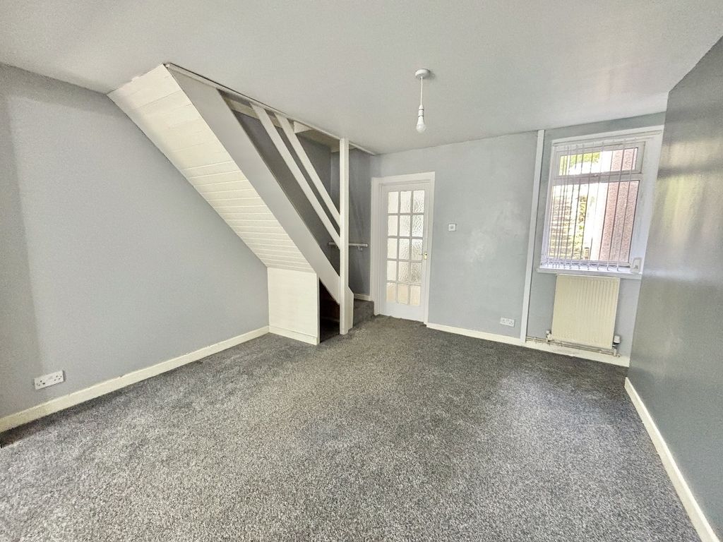 Property photo 2 of 18 Lounge-Dining Room