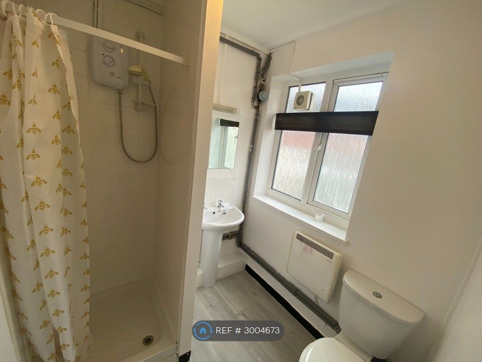 Property photo 2 of 3