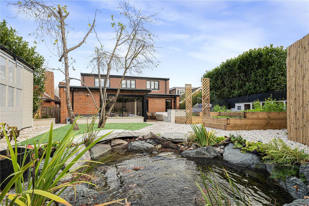 Additional image 28 of 4 bed bungalow for saleBrackendene, Dartford, Kent DA2