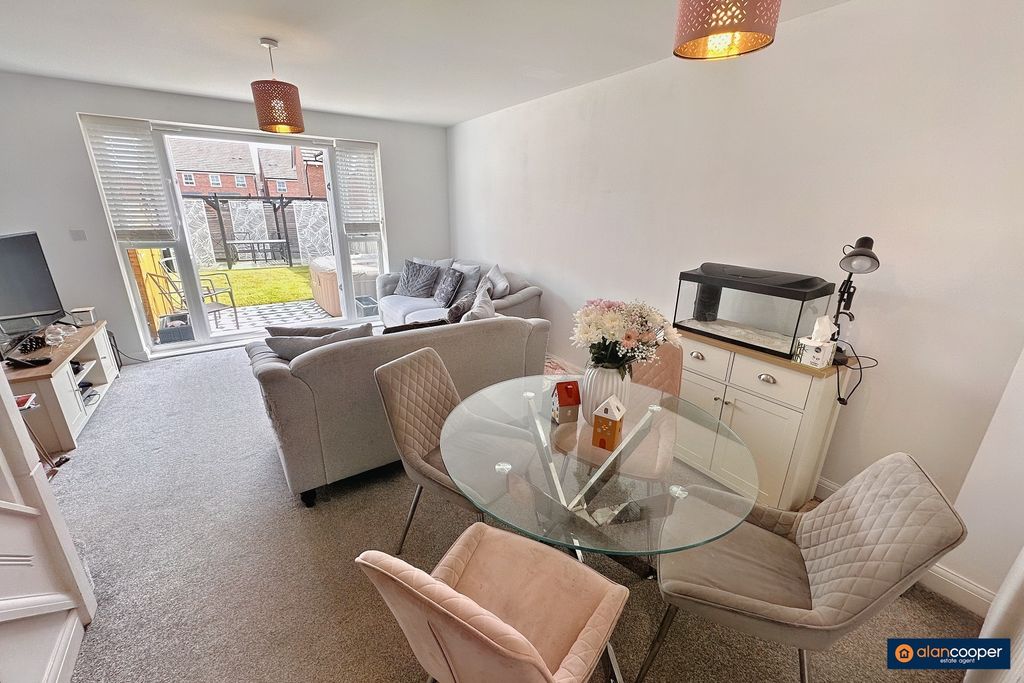 Property photo 2 of 14 2671284