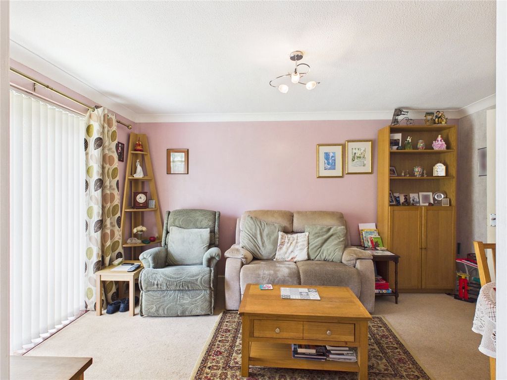 Property photo 3 of 11 Picture No. 09