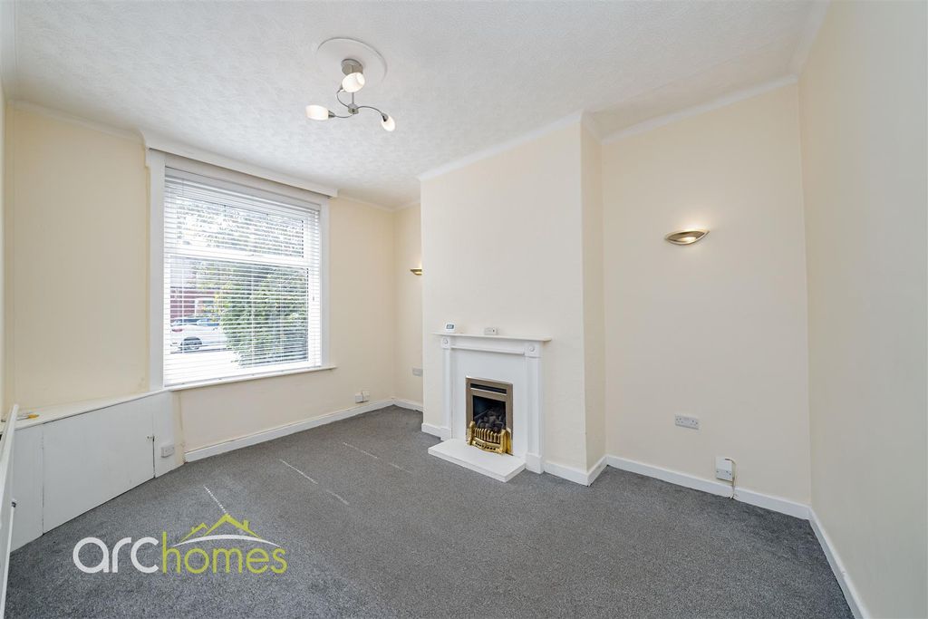 Property photo 2 of 17 Wigan-7.Jpg