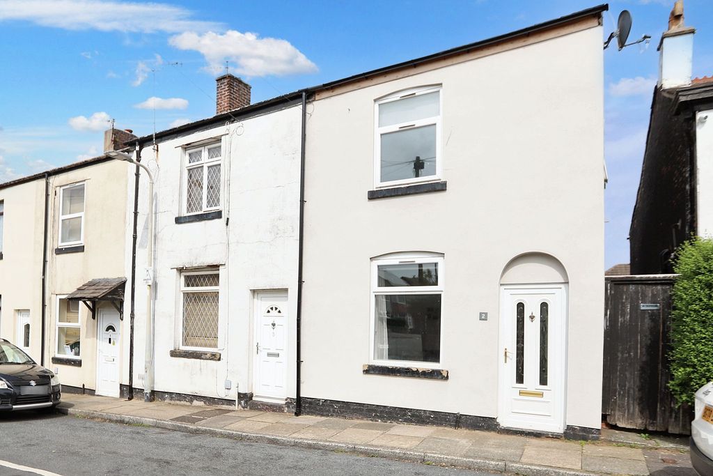 Property photo 1 of 12