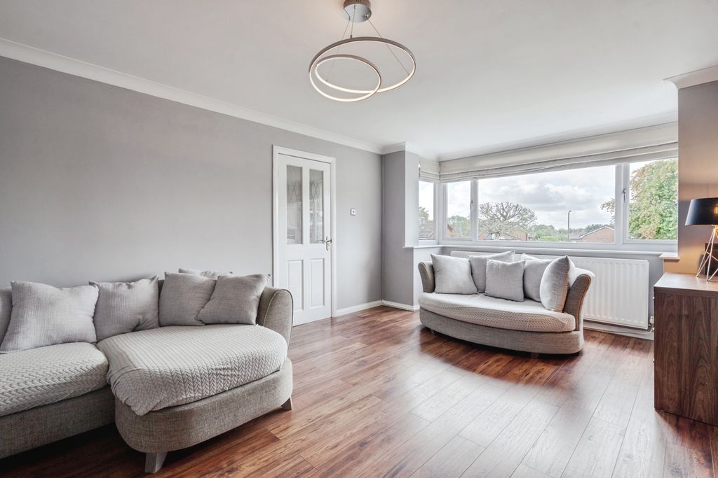Property photo 3 of 29 Pbox-Img.Jpg