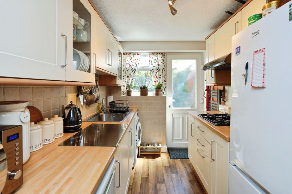 Property photo 2 of 9 Pbox-Img.Jpg