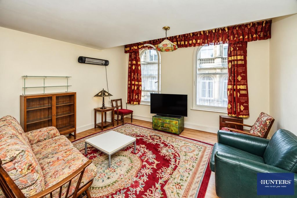 Property photo 2 of 16 Fa3F7F5F-42c0-401c-Ad0E-9A8Cb00E88Aa.Png