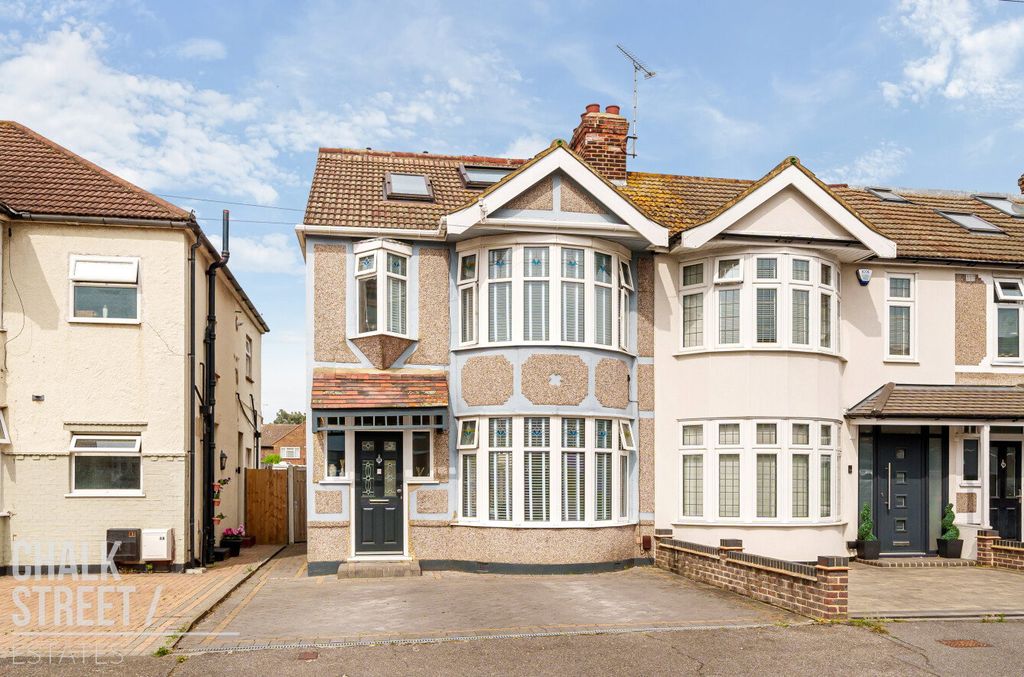 Property photo 1 of 19