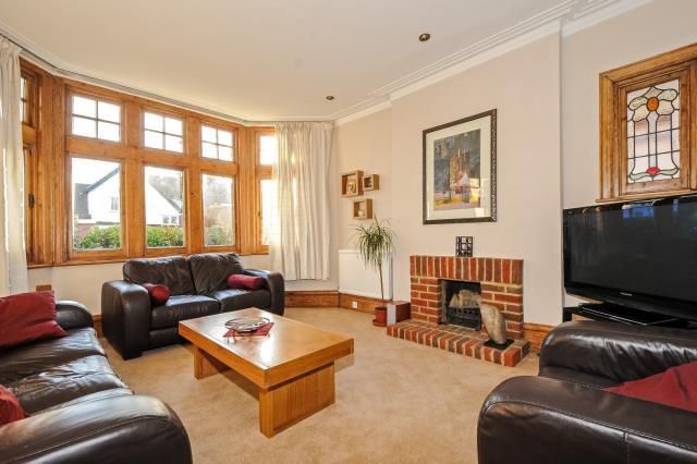 Property photo 2 of 10 Living Area