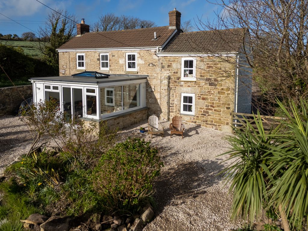 Property photo 1 of 32