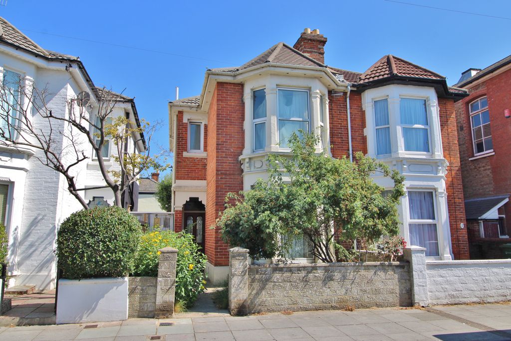 Property photo 1 of 14