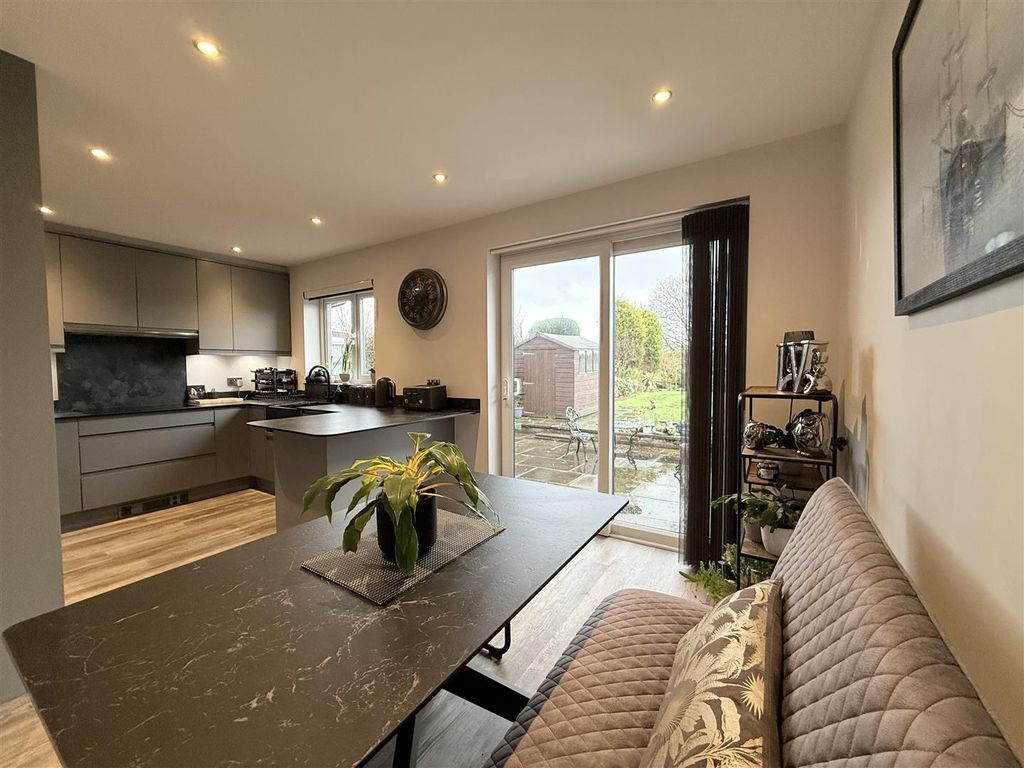 Property photo 2 of 20 Fullsizerender.Jpeg